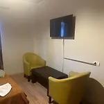 Eden Hostel Tirana